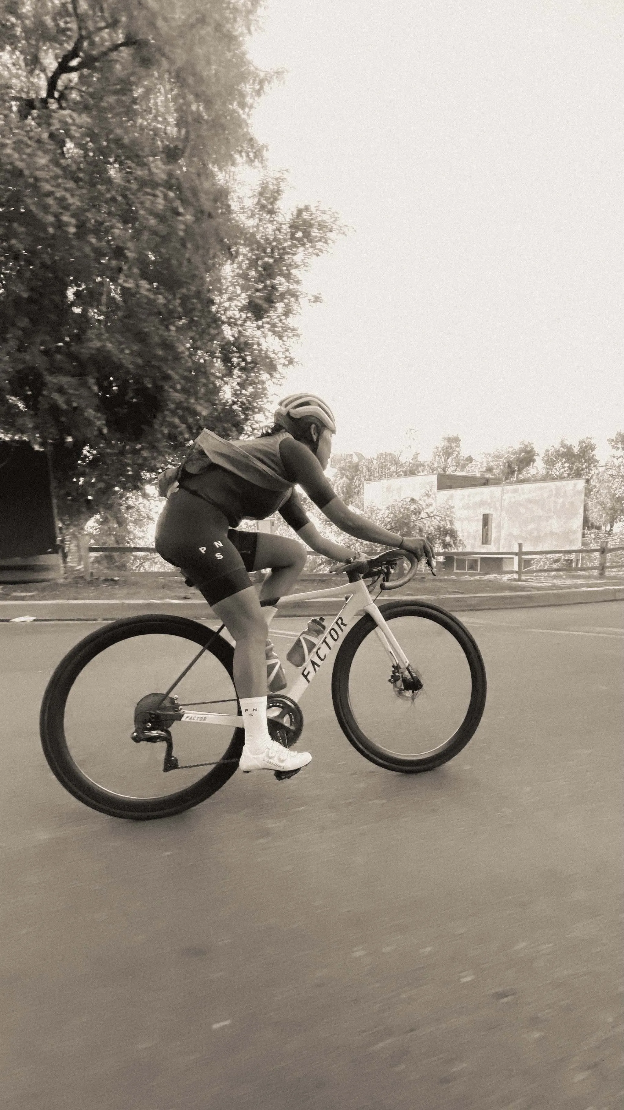 Early Mornings, Beautiful Views, and Good People on Bikes — image 11