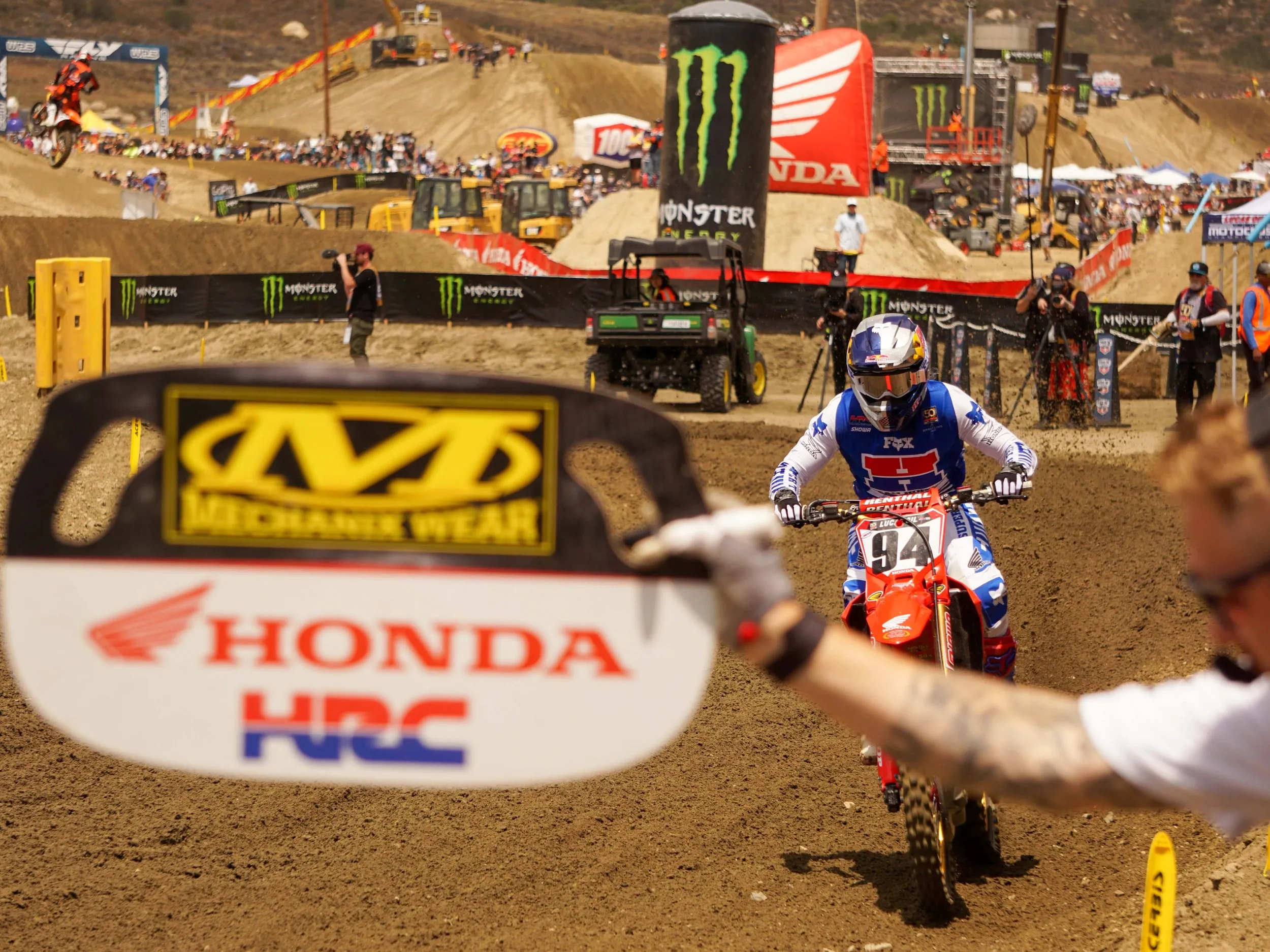 Photo Highlights From the 2022 Pro Motocross Championship at Fox Raceway — image 12